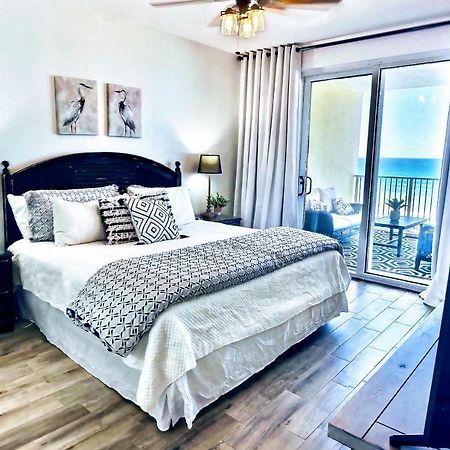 Barefoot Bliss - Beachfront Condo - Sleeps 12 ปานามาซิตี้บีช ภายนอก รูปภาพ