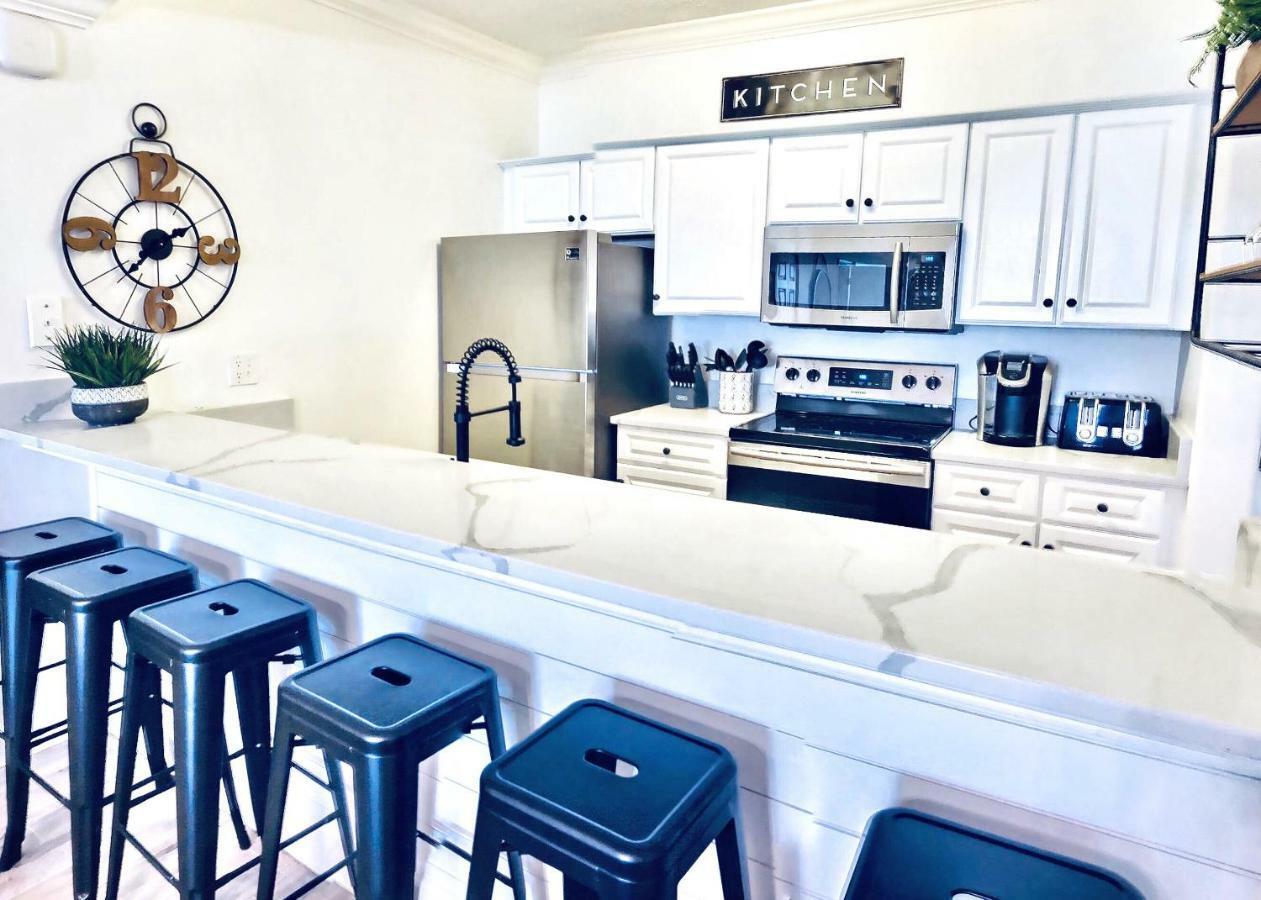 Barefoot Bliss - Beachfront Condo - Sleeps 12 ปานามาซิตี้บีช ภายนอก รูปภาพ